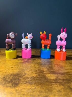 Animal Collapsible Hand Held Toys.